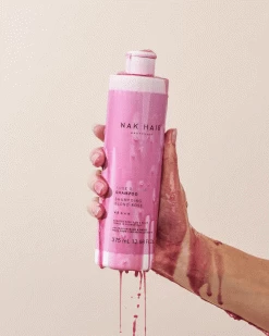 NAK Rose Blonde Shampoo 375ml 7 NAK Rose Blonde Shampoo 375ml -Beauty Salon Store NAK RoseBlondeShampoo gif